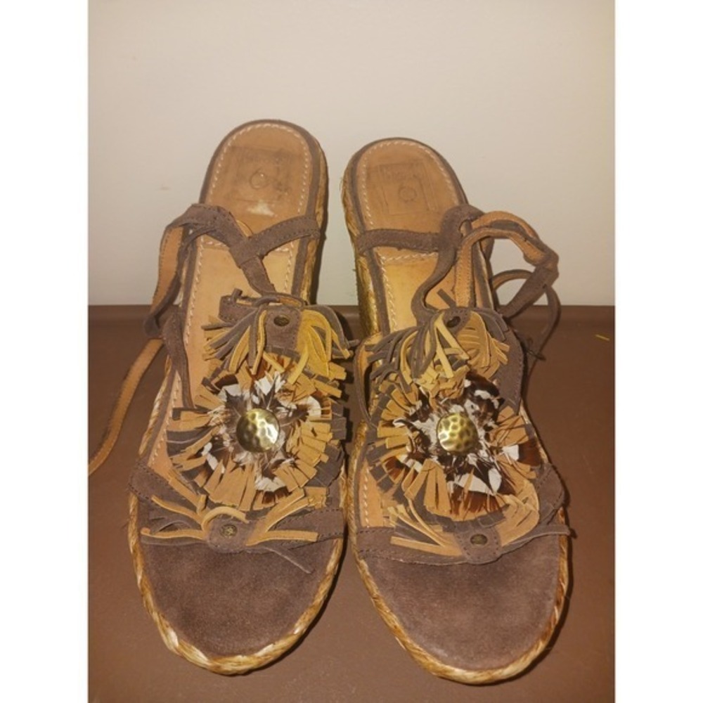 BACIO 61 Bohemian Brown‎ Bairo Fringe Feather Flower child Wedge Sandal 10M